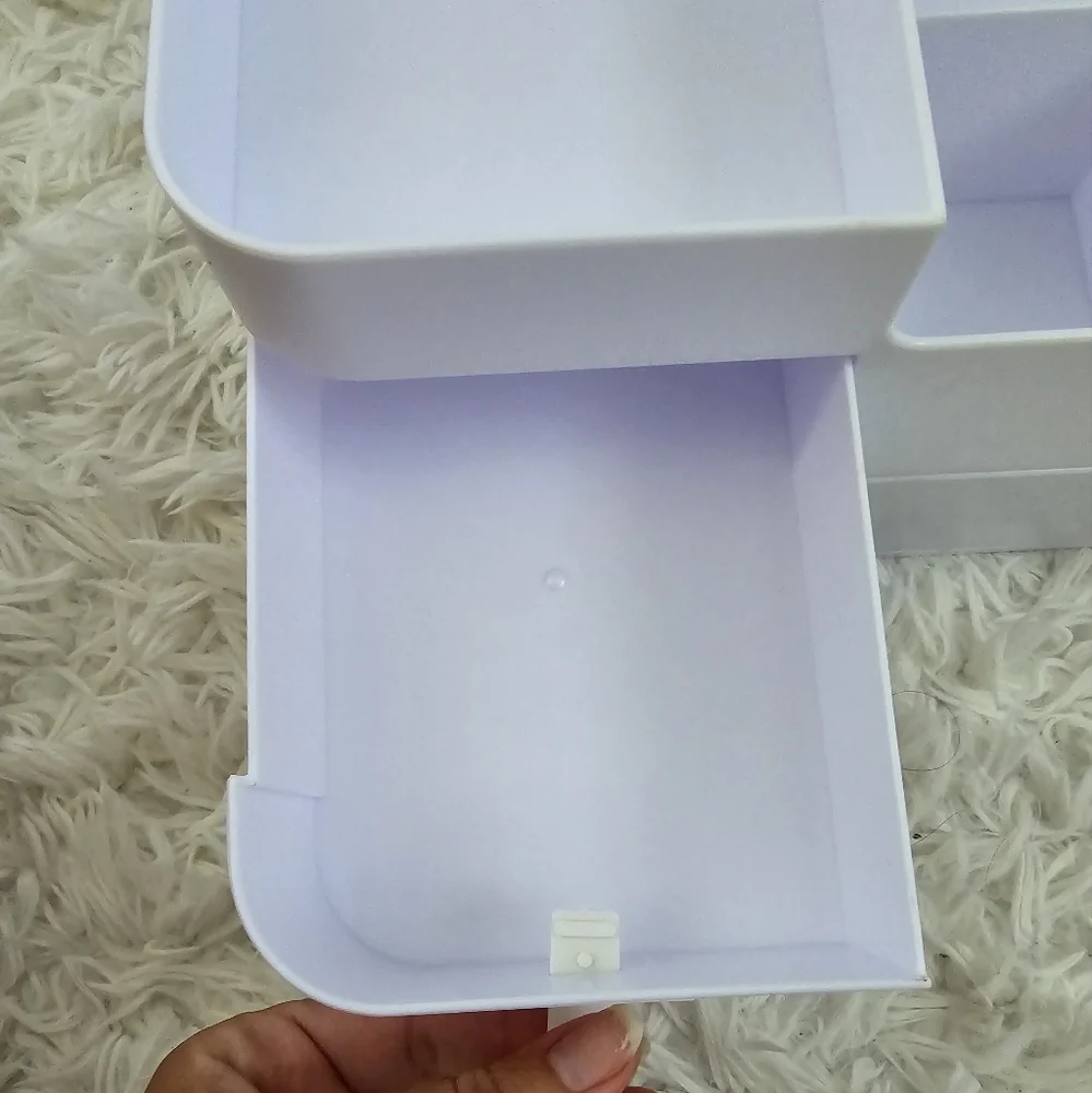 White Makeup Organizer
